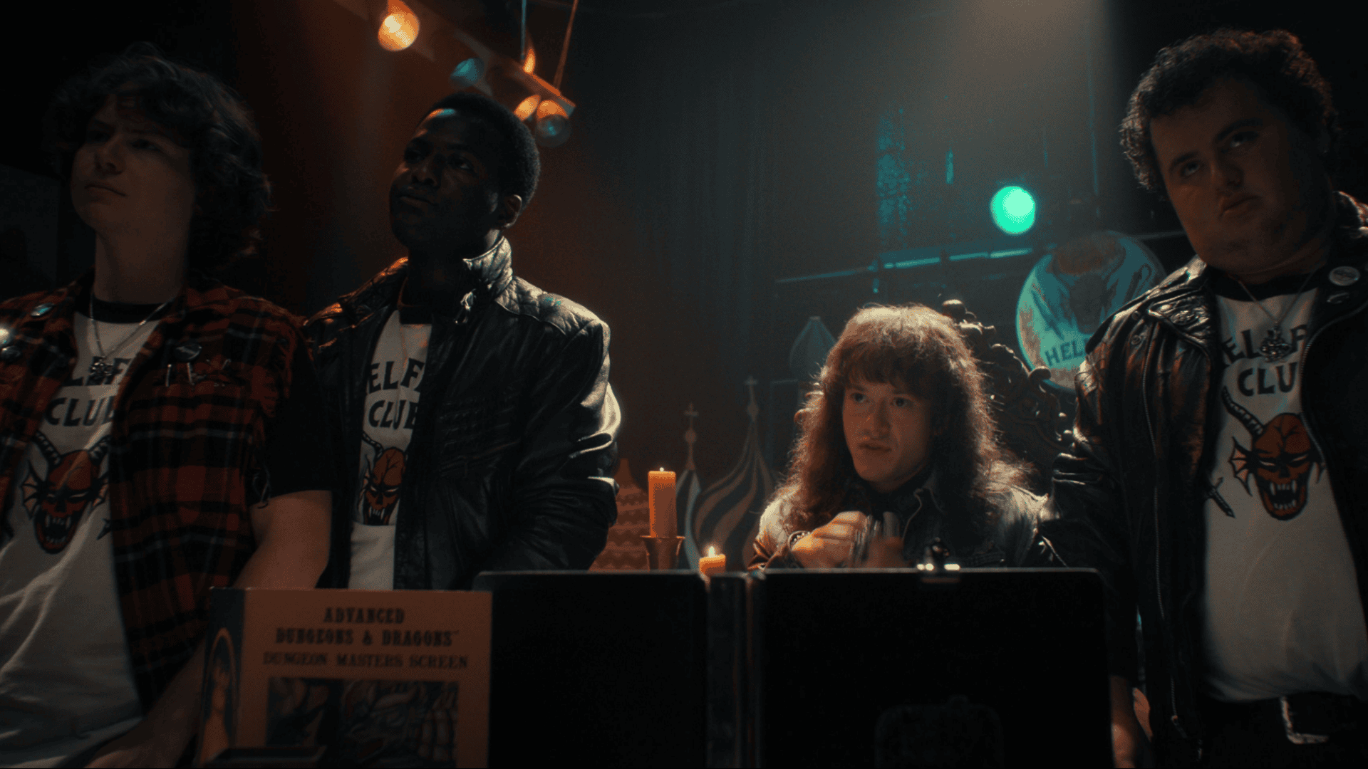 Eddie Munson Resurrected In Dungeons & Dragons Set Inspired By Stranger Things - Stranger Things Eddie Munson D&D