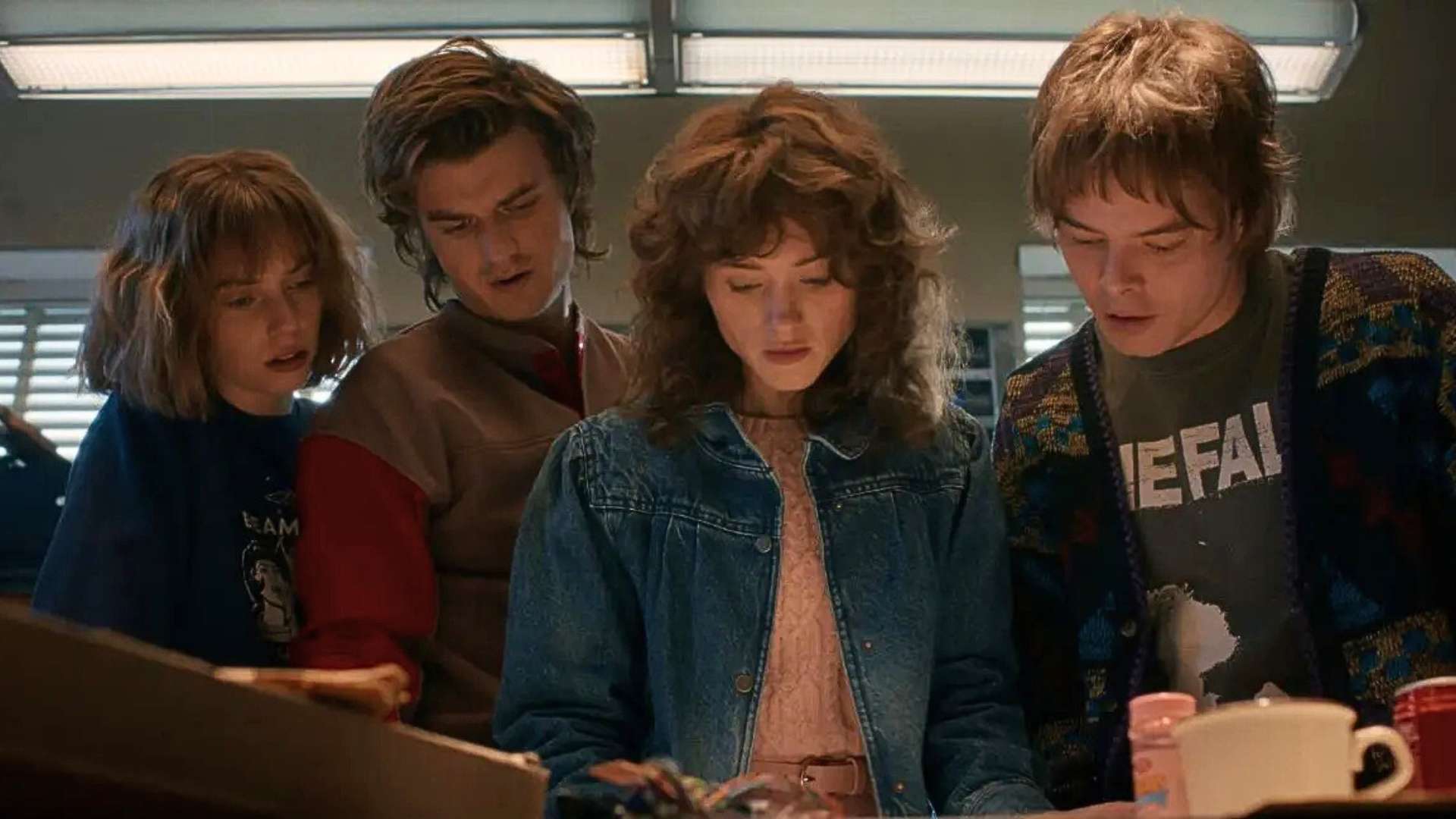 Joseph Quinn Says Stranger Things Season 4 Brings A Scooby Doo Dynamic - Stranger Things Season 4 Joseph Quinn