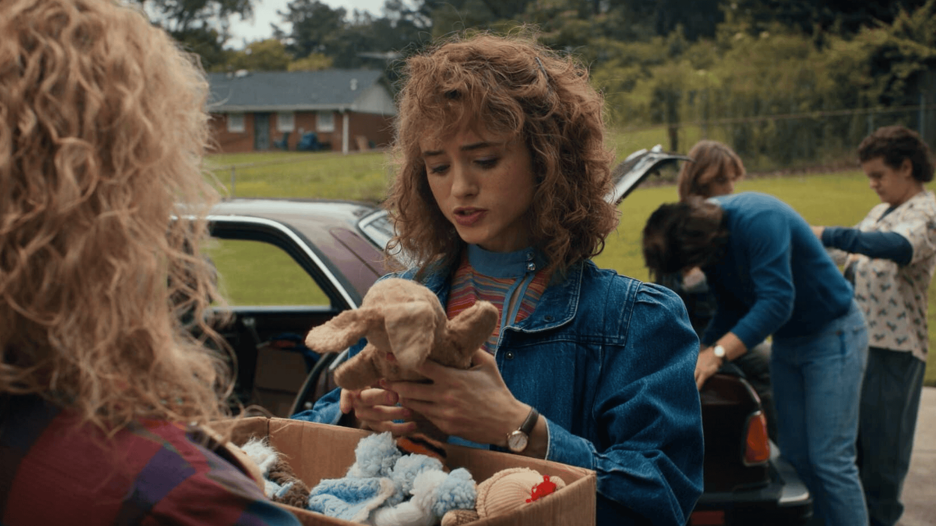 Stranger Things’ Filming Location Changed From Long IslAnd to Georgia - Stranger Things Filming Location Changes
