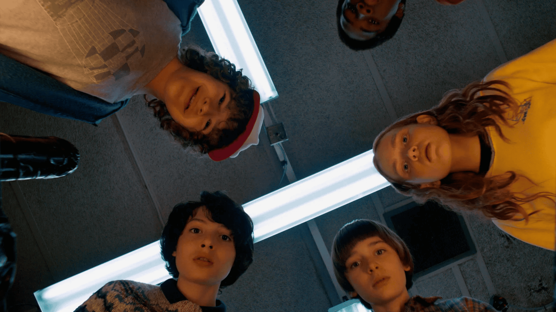 The Stranger Things Poster Was Inspired By Star Wars Designer Drew Struzan - Stranger Things Poster Design Inspiration