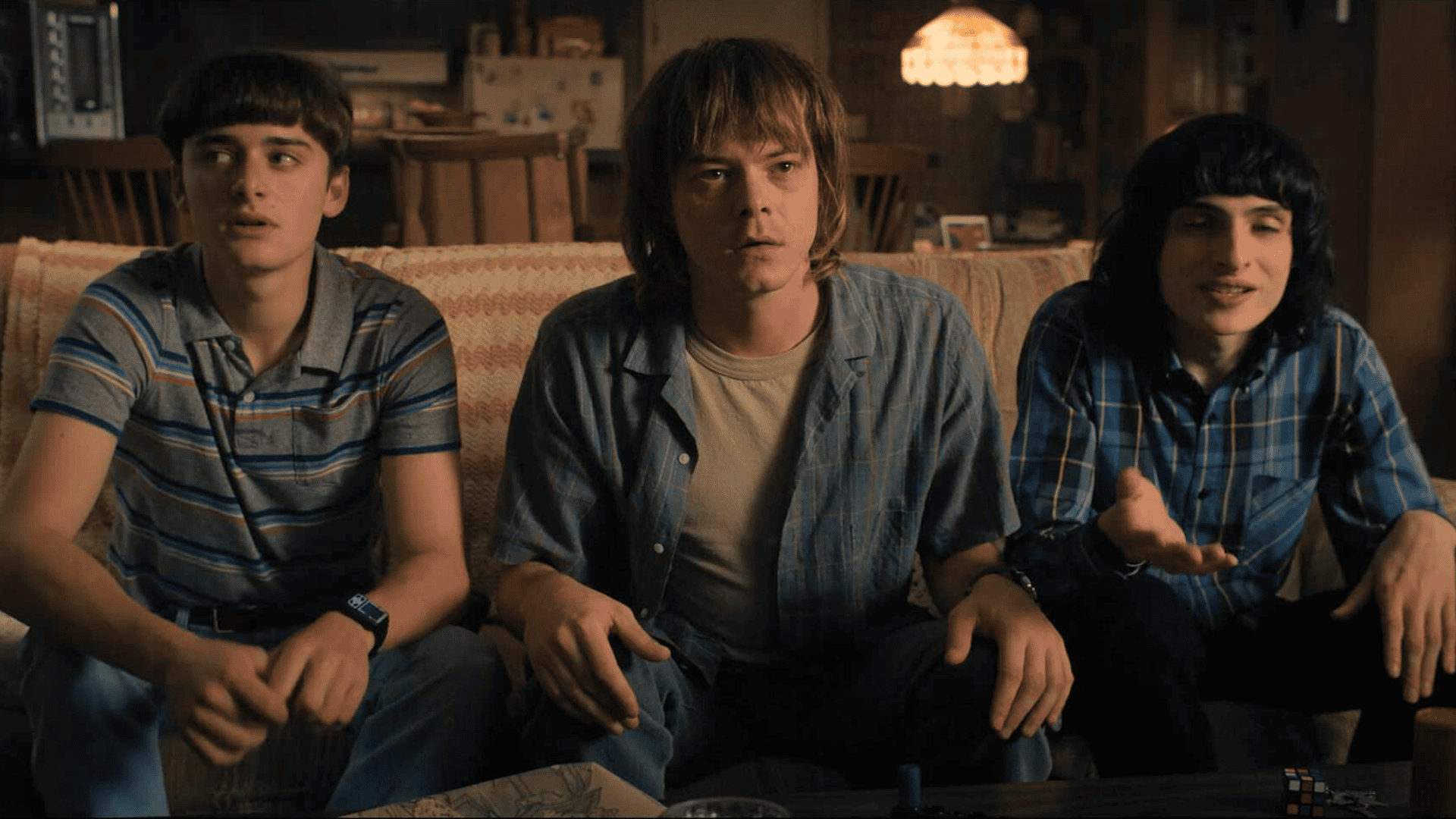 The Stranger Things Season 4 Script Was Over 800 Pages Long - Stranger Things Season 4 Script Details